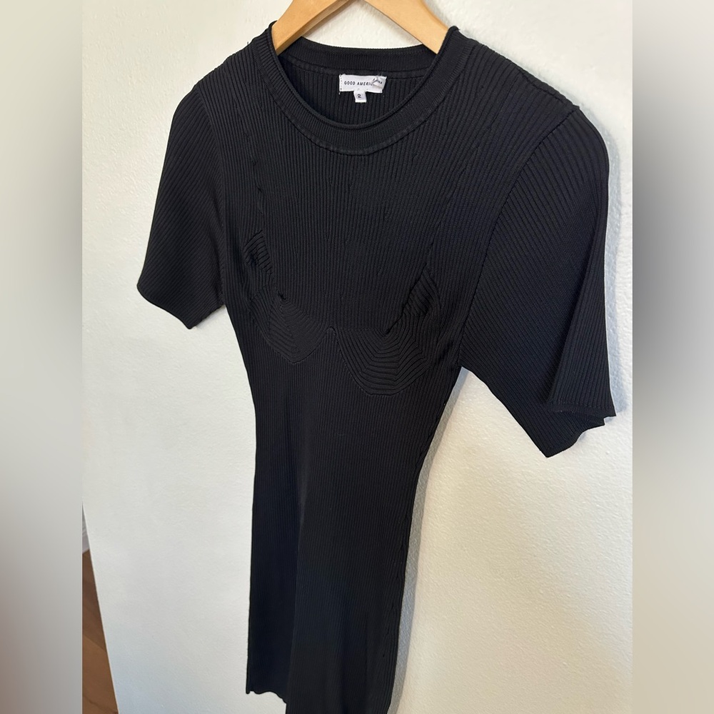 Good American Classic Black Ribbed Midi Dress with intricate ribbing on bust. - Picture 6 of 12